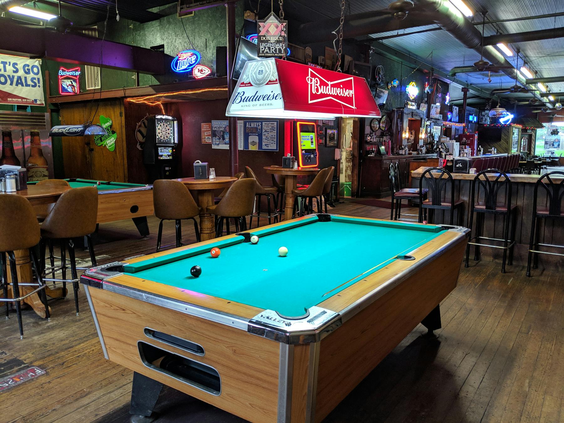 Pool table